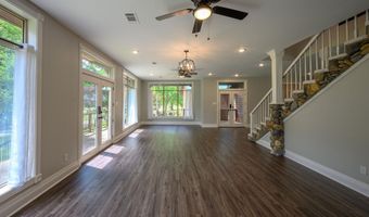 100 Plantation Ln, Batesville, AR 72501