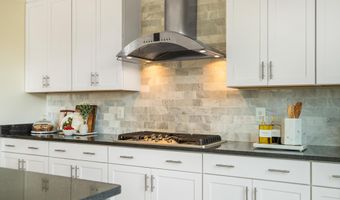 42265 HAMPTON WOODS Ter, Brambleton, VA 20148