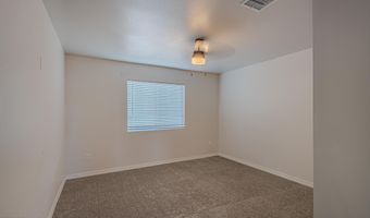 415 Valle Los Nogales Dr, Socorro, TX 79927