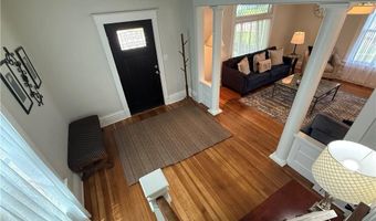 928 S 6th St, Atchison, KS 66002