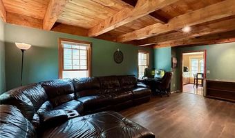 93 Provident Pl, Coventry, RI 02816