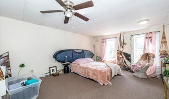 5-7 N CONOCOCHEAGUE St, Williamsport, MD 21795