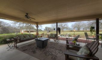 172 Home Pl, Adkins, TX 78101