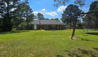154 Water Oak Dr, Albany, GA 31701