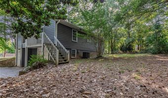 850 Red Barn Rd, Acworth, GA 30102