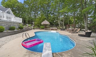 11 Whisper Way, Barnegat, NJ 08005