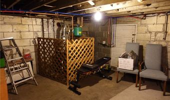 420 422 Sarah St, Aliquippa, PA 15001