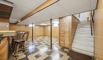 15924 Hanover Ave, Allen Park, MI 48101