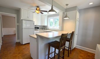 14 HILLSIDE Rd, Claymont, DE 19703