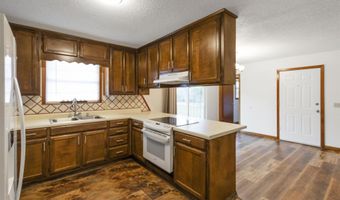 28 Arad Thompson Rd NE, Arab, AL 35016