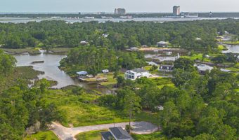 6601 April Bayou Dr, Biloxi, MS 39532