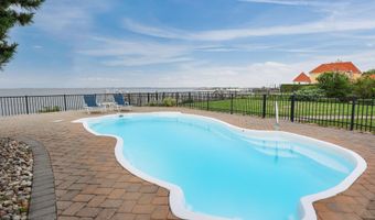 6 Harbor View Dr, Atlantic Highlands, NJ 07716