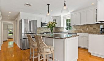 14 Dawn Ln, Coventry, RI 02816