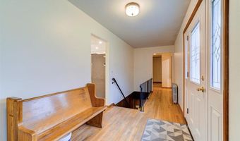 20 Provost Dr, Airmont, NY 10901