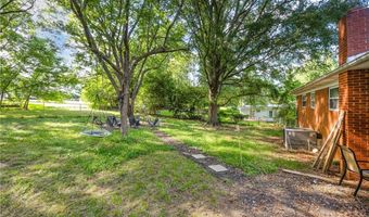 2109 Lamar Dr, Asheboro, NC 27203