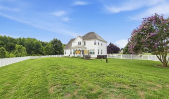 39 LAKSHMAN Ct, Dover, DE 19904