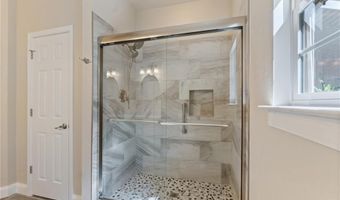18 Yarmouth Dr, Bella Vista, AR 72715