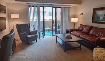 1301 N COURTHOUSE Rd 712, Arlington, VA 22201