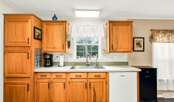 40 Lady Slipper Ln, Alfred, ME 04002