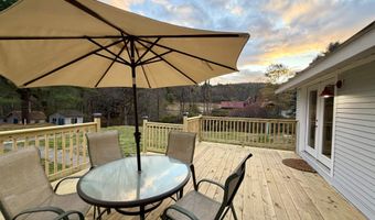 31 Lakota Rd, Barnard, VT 05031