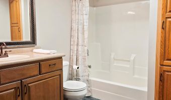 2485 Reeds Villa Ln SW, Alexandria, MN 56308