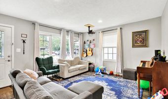 26 E Plum St, Anderson, IN 46012