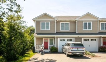 314 Chases Way A, Middletown, RI 02842