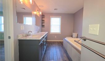 302 Chopmist Hill Rd, Glocester, RI 02814