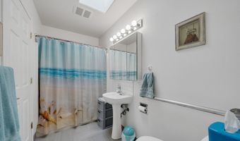 185 S CORAL St, Rockaway Beach, OR 97136