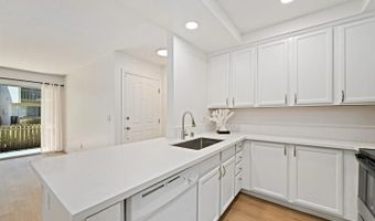 432 Edgehill Ln 145, Oceanside, CA 92054