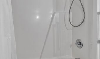 249 Auburn Dr, Alexander City, AL 35010