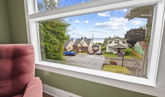 3361 Harrison Ave, Astoria, OR 97103