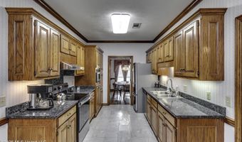 510 Bay Pointe Cir, Brandon, MS 39047