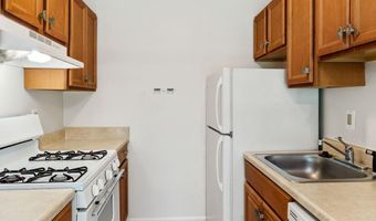 4931 AMERICANA Dr 4931B, Annandale, VA 22003