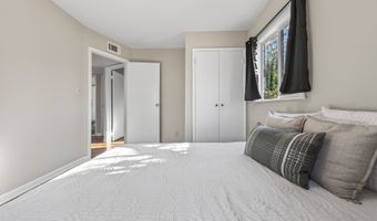 140 Merlin Dr, Athens, GA 30606