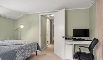 10 Crest Rd, Danbury, CT 06811
