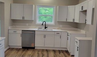 13975 Greenbower St NE, Alliance, OH 44601