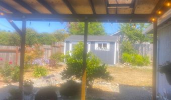 420 FIR St, Brookings, OR 97415