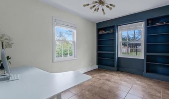 143 Oak St, Amityville, NY 11701