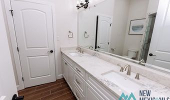 1610 N Mesa St, Carlsbad, NM 88220