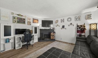 305 WESTERN HILLS Blvd B, Cheyenne, WY 82009