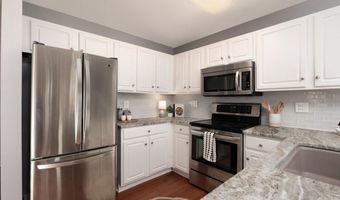 2008 PEGGY STEWART Way #202, Annapolis, MD 21401