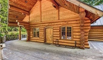 14361 Maple Creek Rd, Arcata, CA 95550