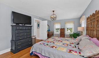 187 S Main Ave, Albany, NY 12208