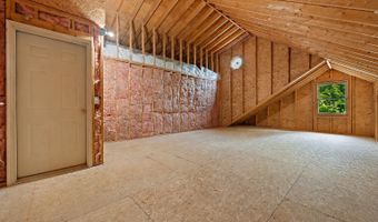 54 Trillium Trl, Bangor, ME 04401