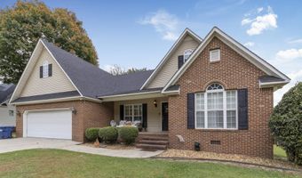 1204 Crestbrook Dr, Albertville, AL 35950