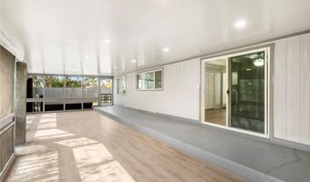 99-633 Hulumanu St, Aiea, HI 96701