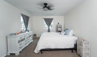34 CRAIG Rd, Bear, DE 19701