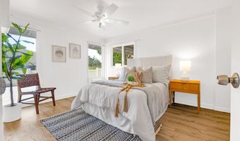 1127 Haloa Dr, Honolulu, HI 96818