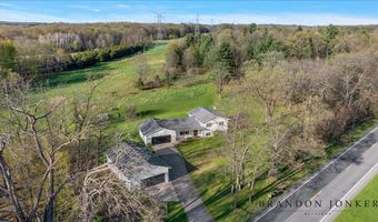 9095 76th St SE, Alto, MI 49302